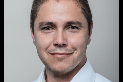Dr Mario Michan